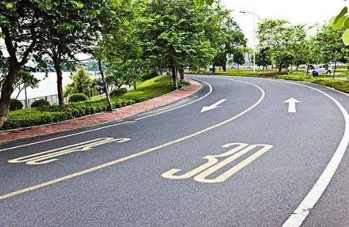 城市道路通行压力大 交通大数据促进智慧出行